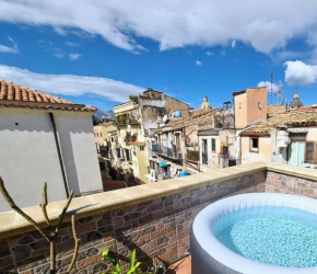 Awesome terrace and apartment in the city centre